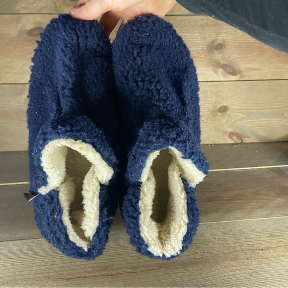 Ll Bean Womens size 9 shoes blue slip on cozy fleece pile comfort slippers - Picture 6 of 8